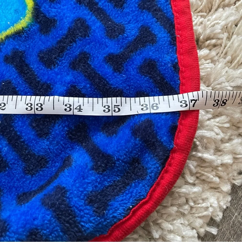 Paw Patrol Blue‎ and Red Plush Throw